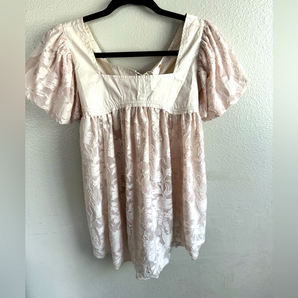Beautiful Free People blouse 🐚✨